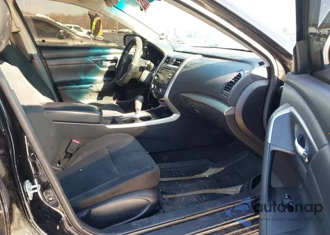 2015 Nissan Altima 2.5 Sv из США, поврежденный, VIN 1N4AL3AP4FC279457